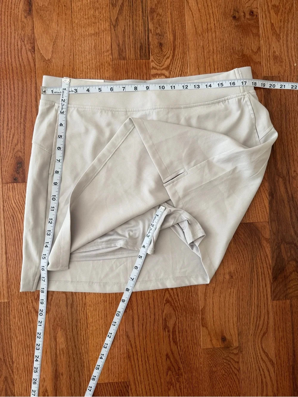 NWT 32 Degrees Cool Woman’s Skort Color:Light Gray Item # 1846713, Sz L